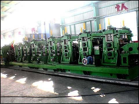 Nhà máy ống thép cán nóng ERW để sản xuất ống thép tròn 88,9 mm - 273 mm